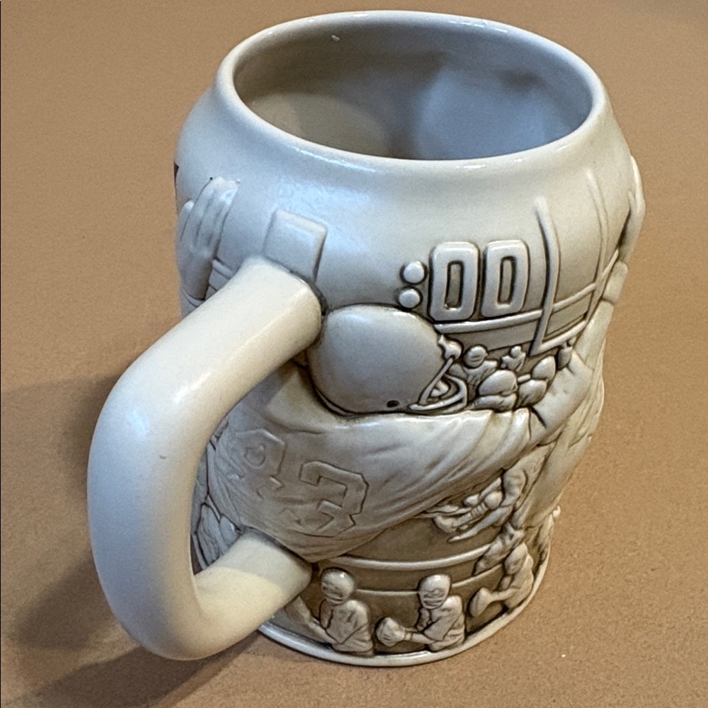 Denver Broncos coffee mug - Picture 3 of 5